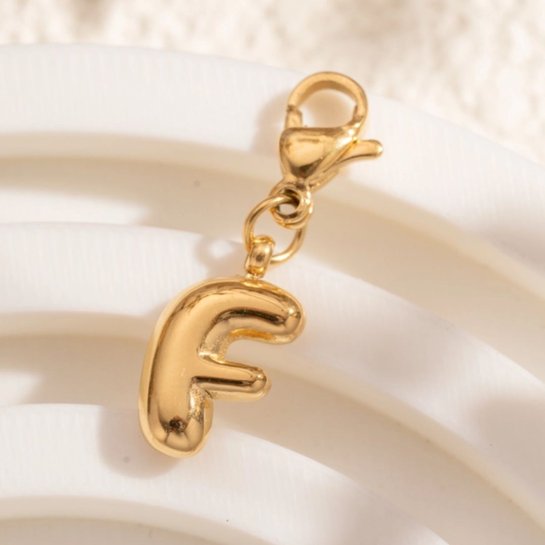 Personalisierbare Anhänger Buchstaben gold