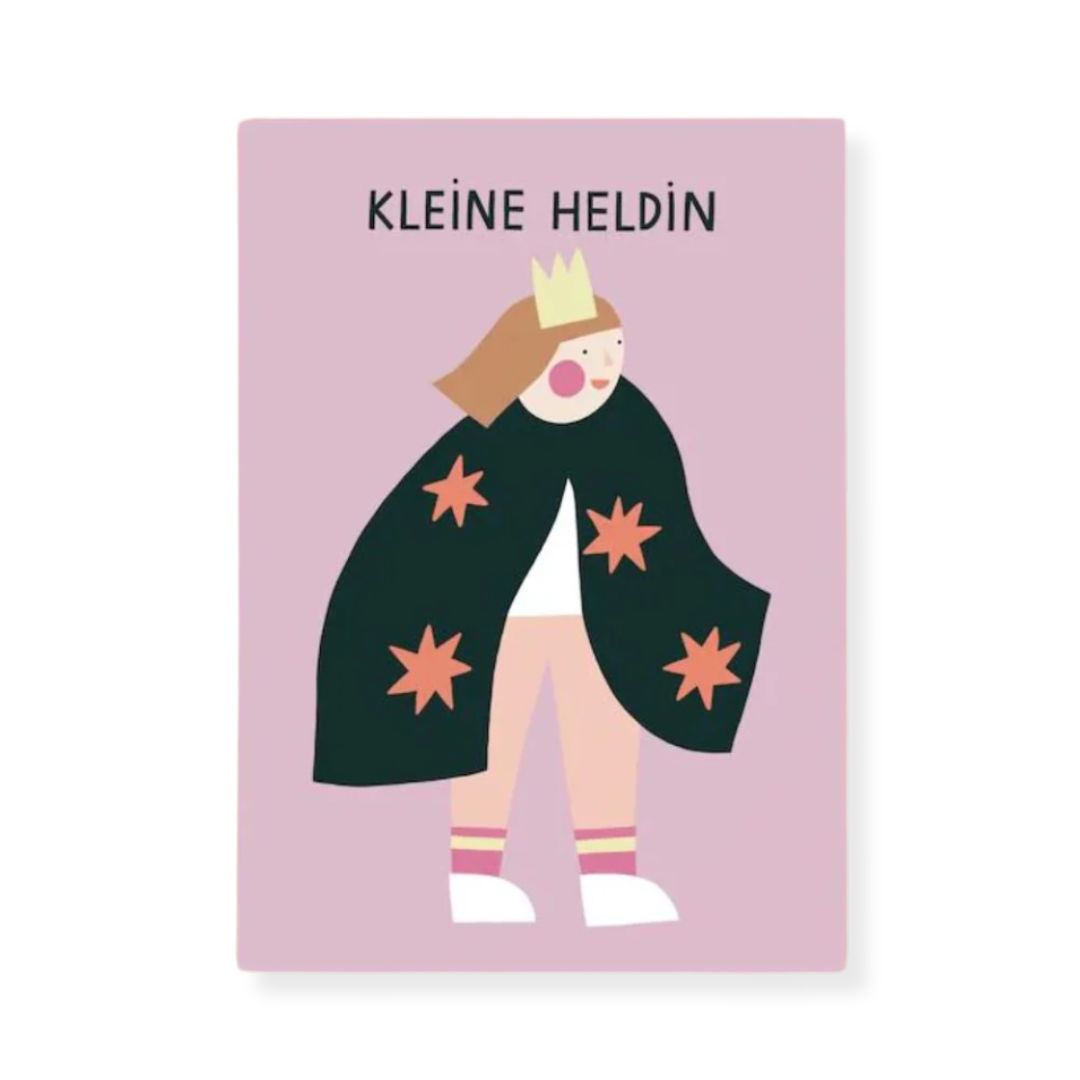 Postkarte 'Kleine Heldin'