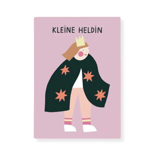 Postkarte 'Kleine Heldin'