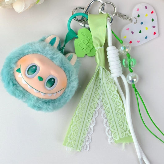 Labubu inspirierter Plüsch-Taschenanhänger grün