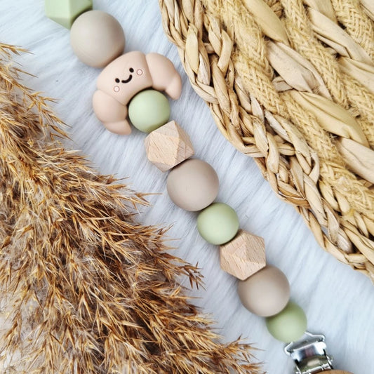 Schnullerkette Croissant salbei