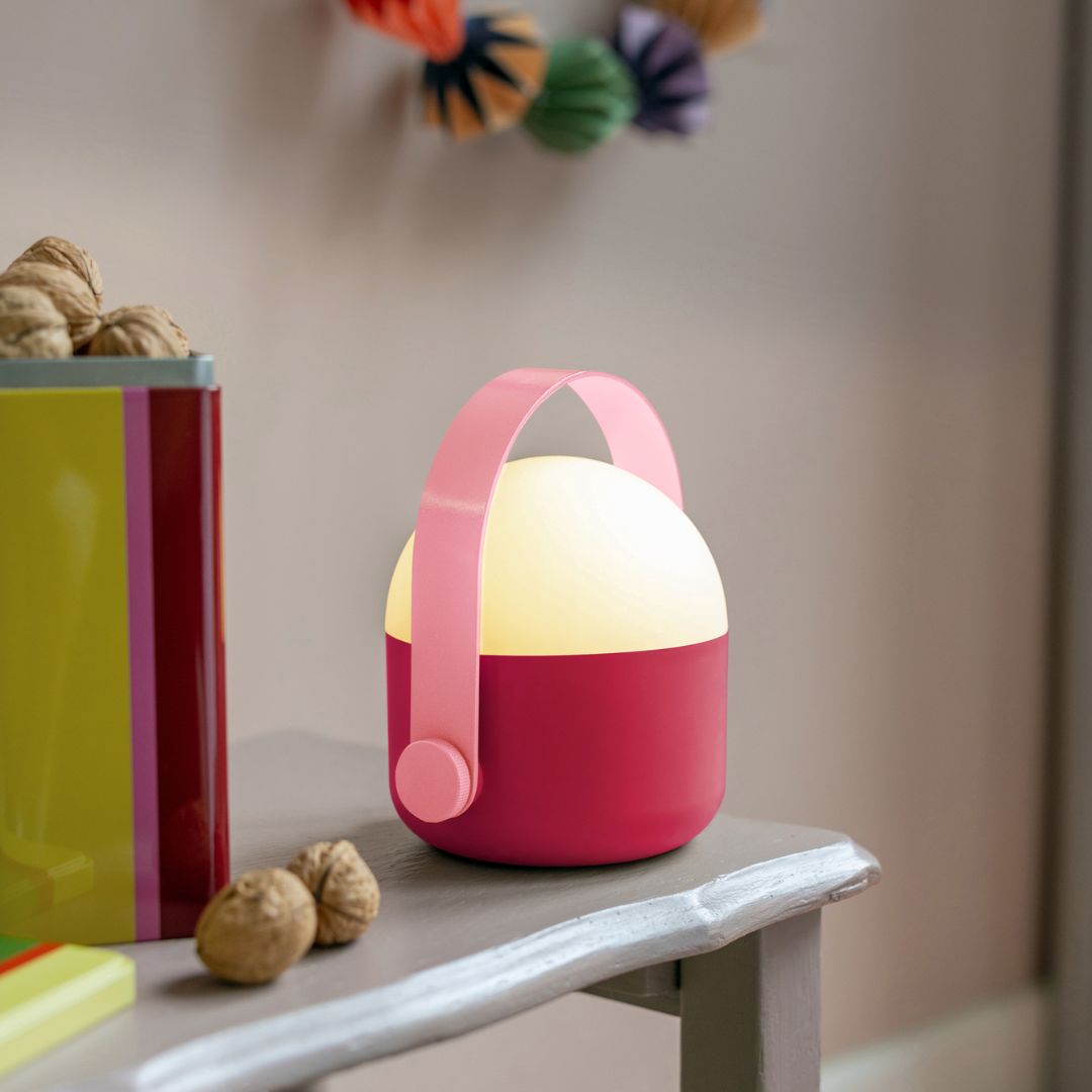 Tragbare LED Leuchte In und Outdoor 'OLE' berry