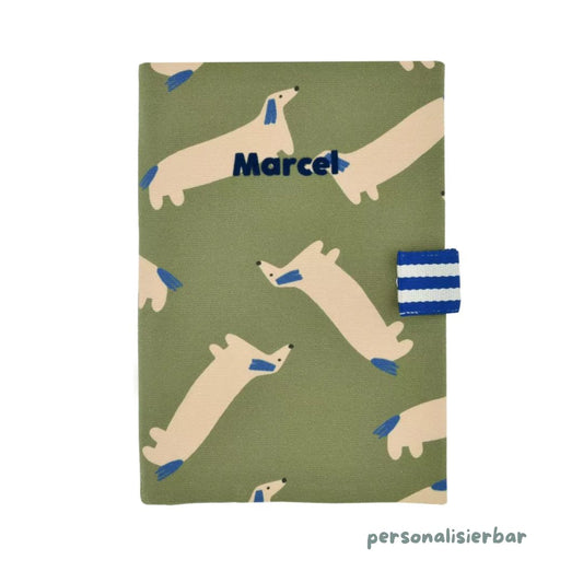 Untersuchungshefthülle 'Dackel Allover' grün