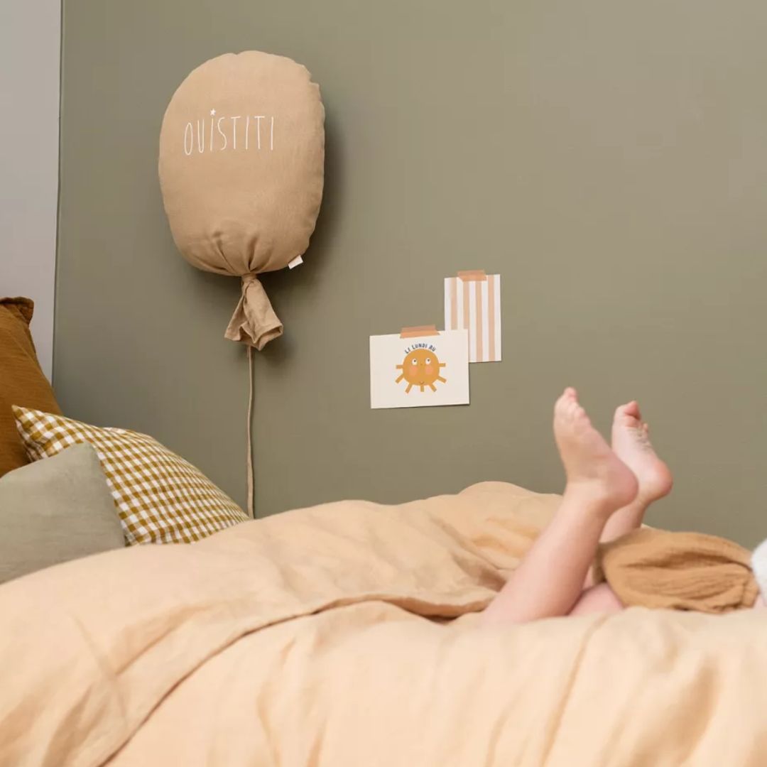 Wanddekoration Ballon beige personalisierbar
