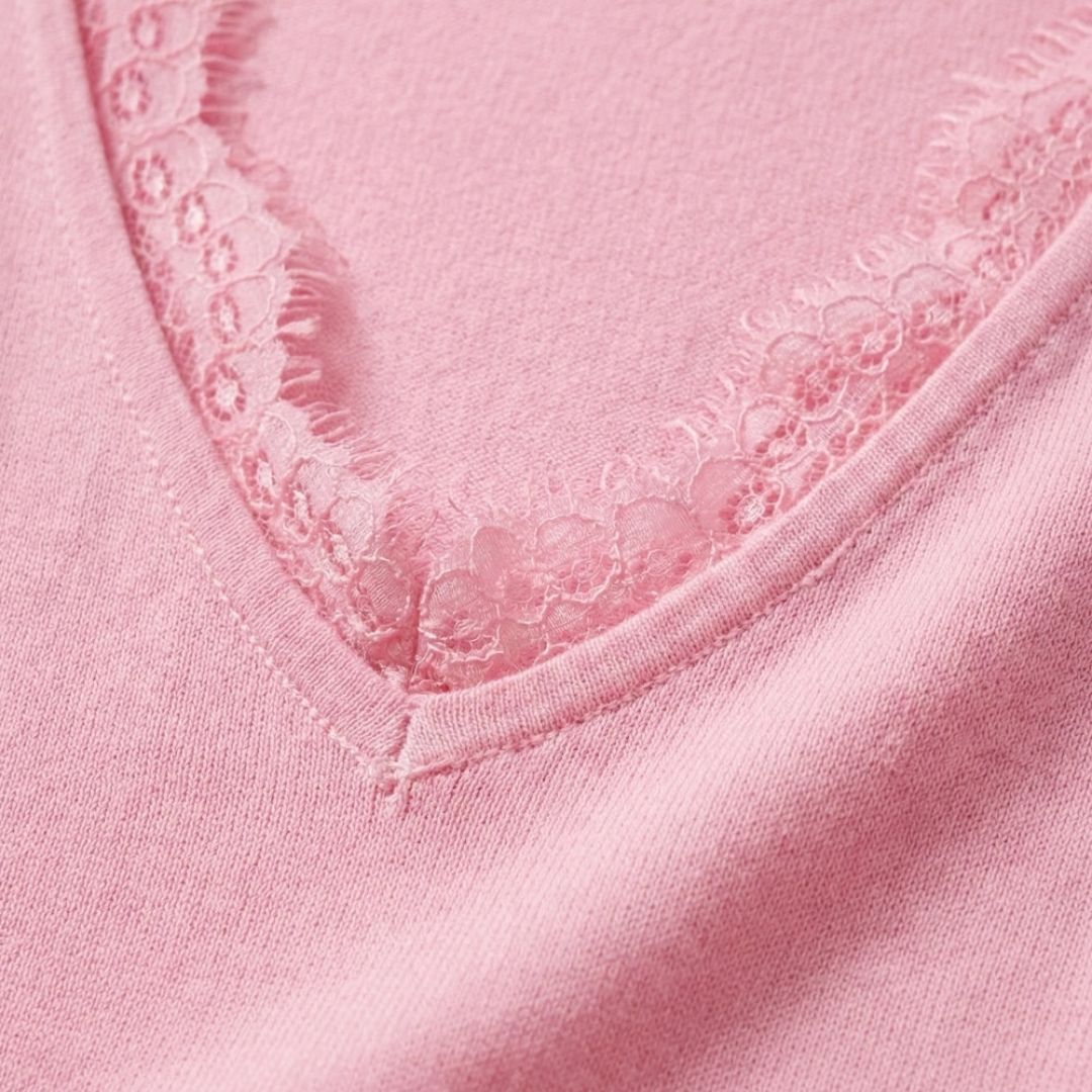 Weicher Strickpullover mit V-Ausschnitt rosa