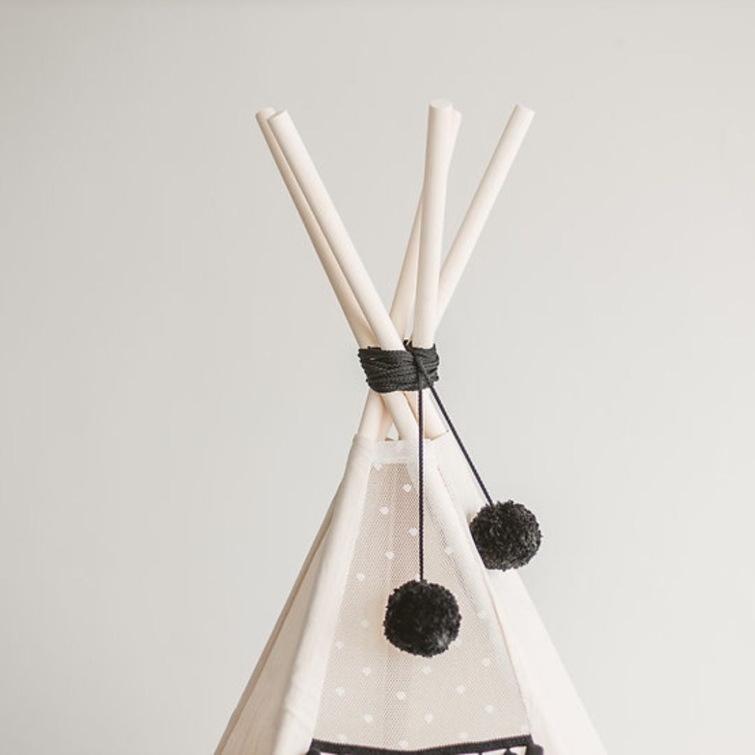 Monochrome Style Tipi Zelt für Kinder Streifen