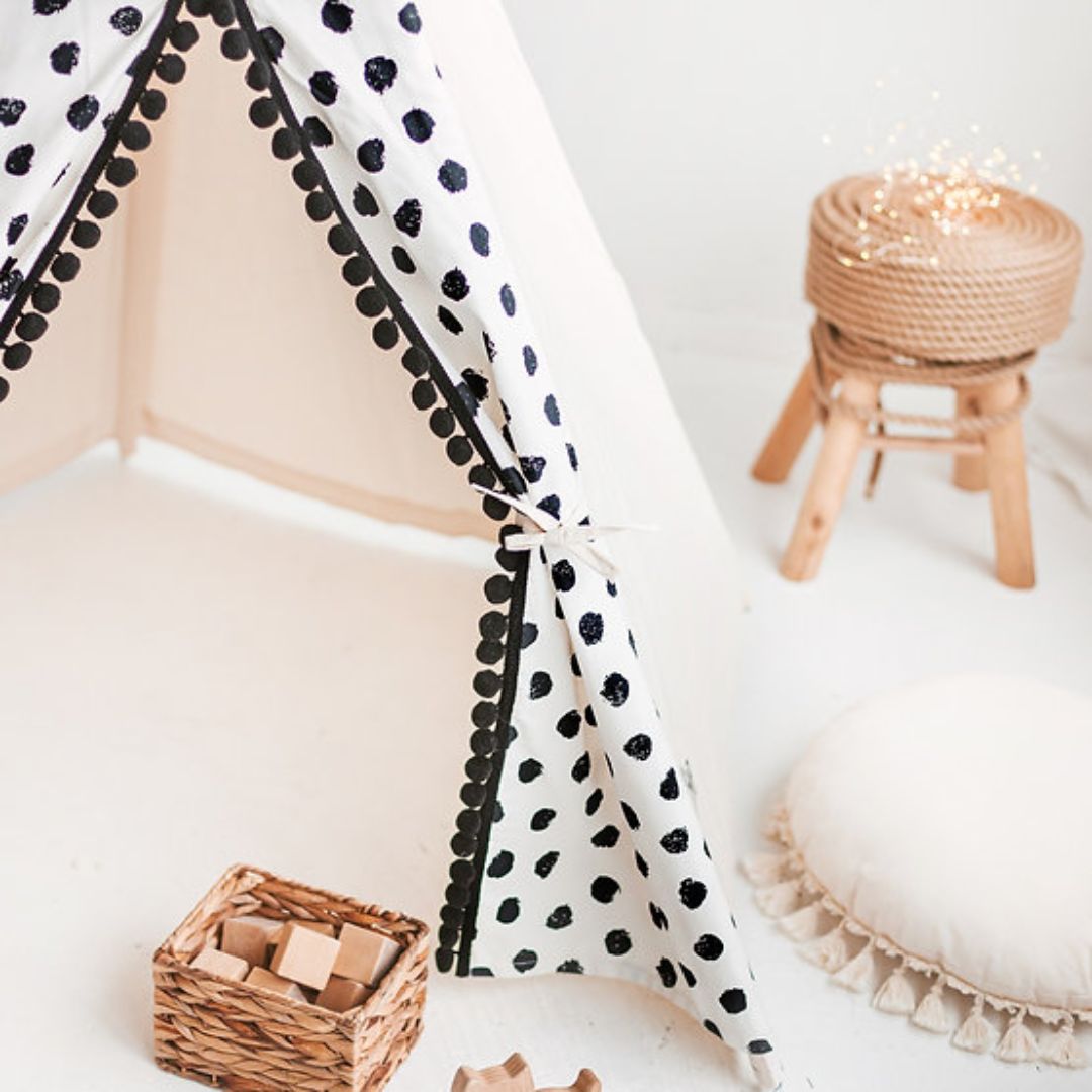 Schwarze Polka Dots Tipi Zelt für Kinder